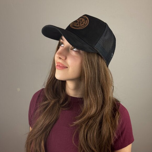 Men's & Women's Urban Baseball Cap – Stylish & Adjustable - Picture 4 of 8